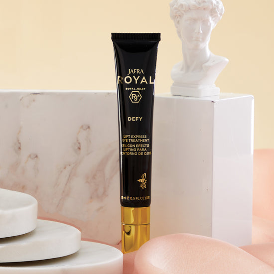 JAFRA ROYAL Defy Lift Express Eye Treatment .5 fl. oz.